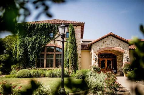 Duchman family winery - Enjoy wine tasting, events, and scenic views at Duchman Family Winery, a slice of Tuscan heaven near Austin. The venue offers romantic hill country surroundings, picturesque sunsets, and starry …